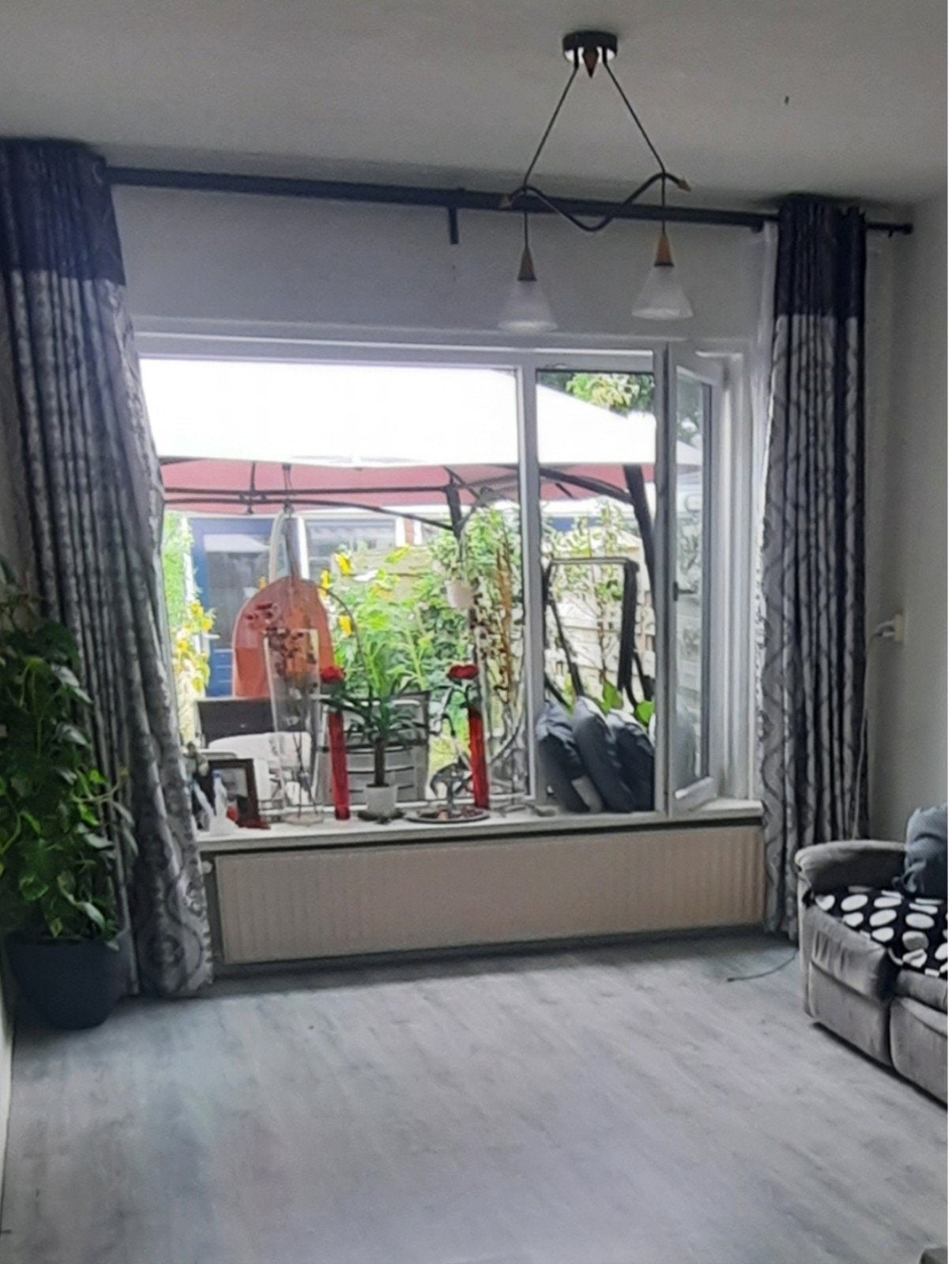 Prachtige zilver/grijze gordijnen met vitrage (2 ramen), Huis en Inrichting, Ophalen of Verzenden, Gebruikt, Grijs