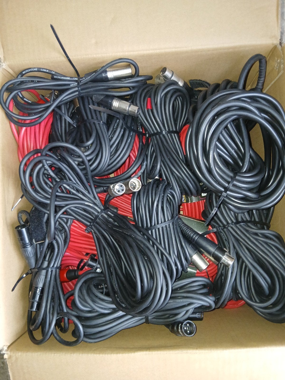 30x xlr kabels diverse lengte en merk, Ophalen, Apparatuur