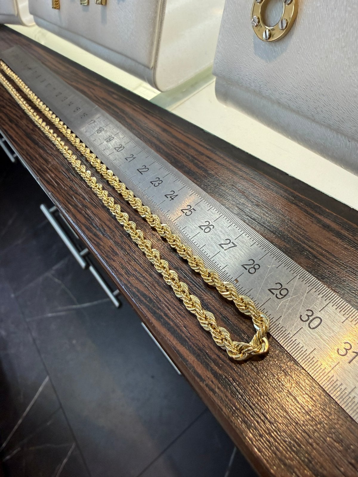 Foto 6 van Prachtige 14 karaats gouden rope ketting 4 mm 60 cm