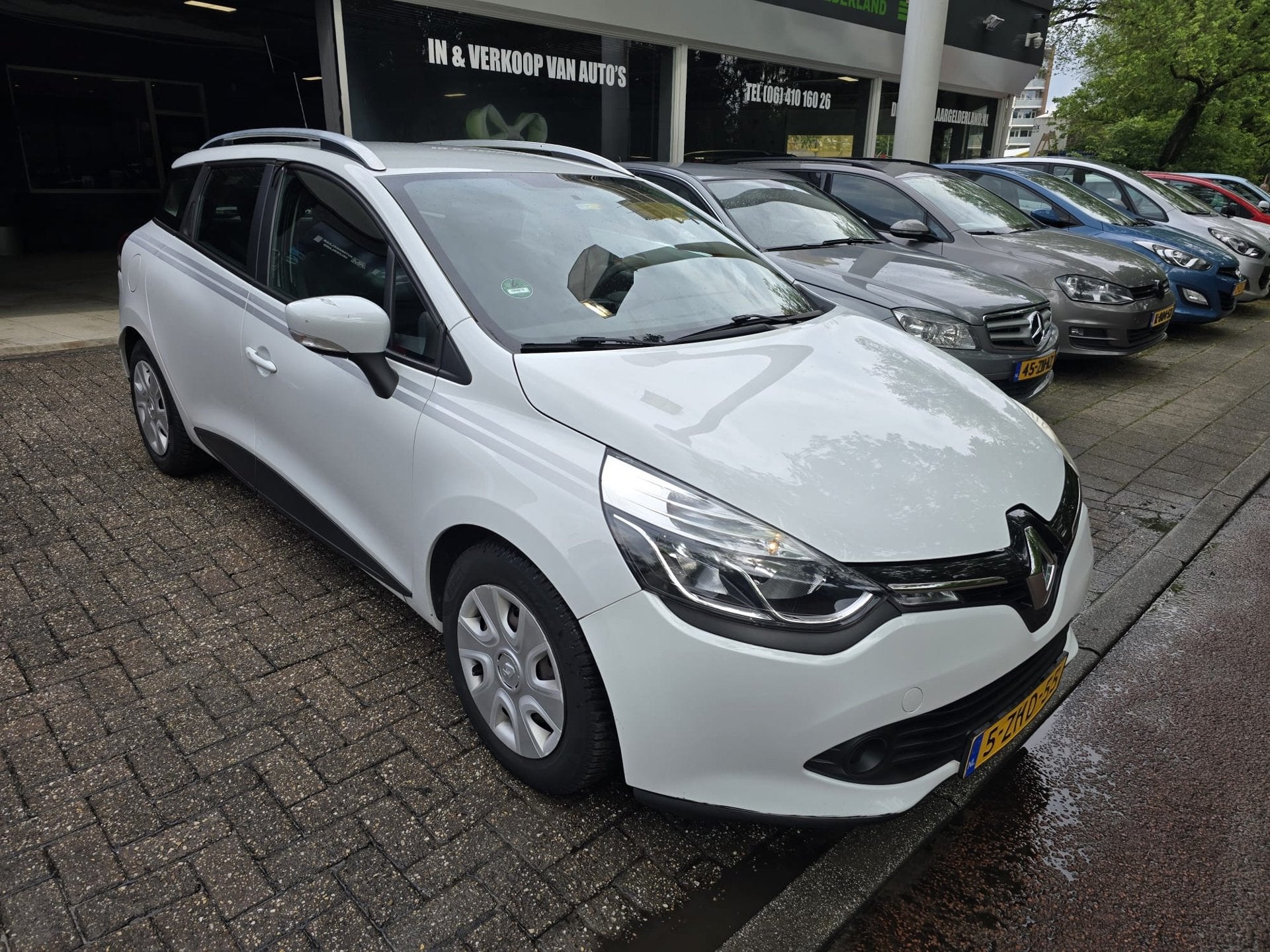 Renault Clio Estate 1.5 dCi ECO Expression EXPORT | RIJDT SC, Voorwielaandrijving, Stof, Gebruikt, 4 cilinders