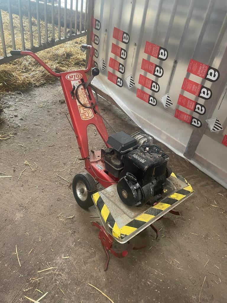 MTD Tuinfrees met Briggs & Stratton motor, Ophalen, Gebruikt, Tractor of Landbouw