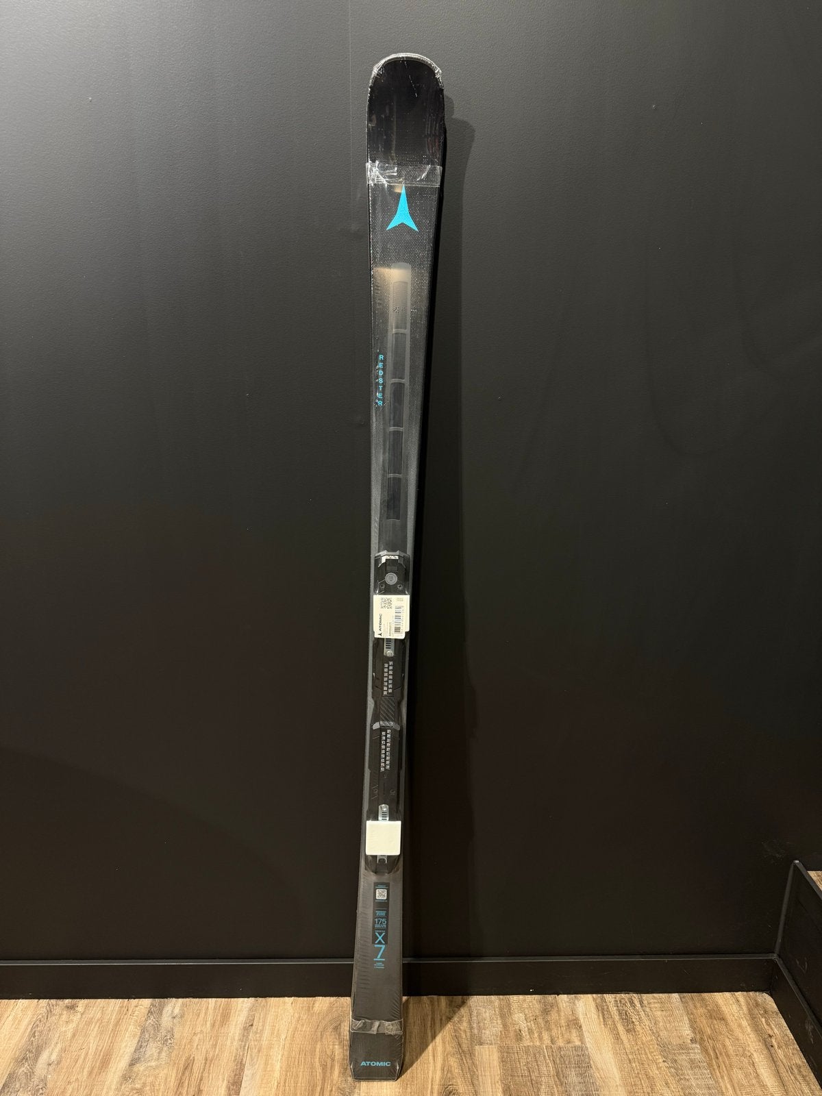 Atomic Ski's met bindingen - Nieuw, Ophalen, 140 tot 160 cm, Nieuw, Atomic