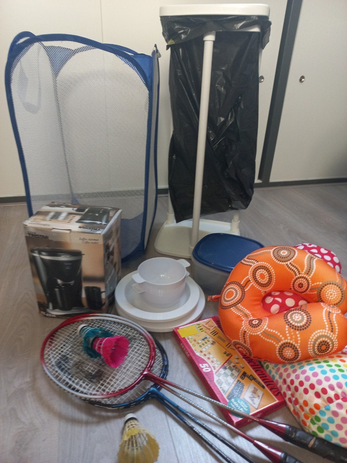 Vakantiepakket: Koffiezetapparaat, badmintonset en meer!, Ophalen, Gebruikt