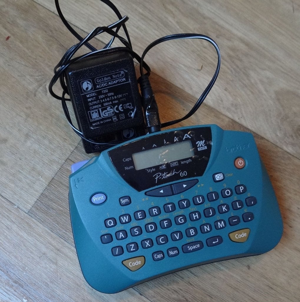 Draagbare labelwriter BROTHER PT-65 superstaat, Qwerty, Ophalen of Verzenden, Zo goed als nieuw, Tape-label