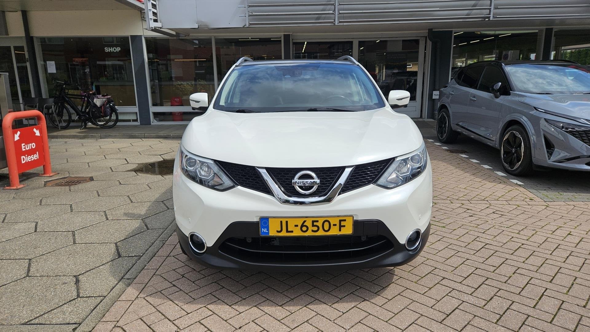 NISSAN Qashqai 1.2 115pk DIG-T Tekna, Auto's, Nissan, Gebruikt, 4 cilinders, 116 pk, Wit