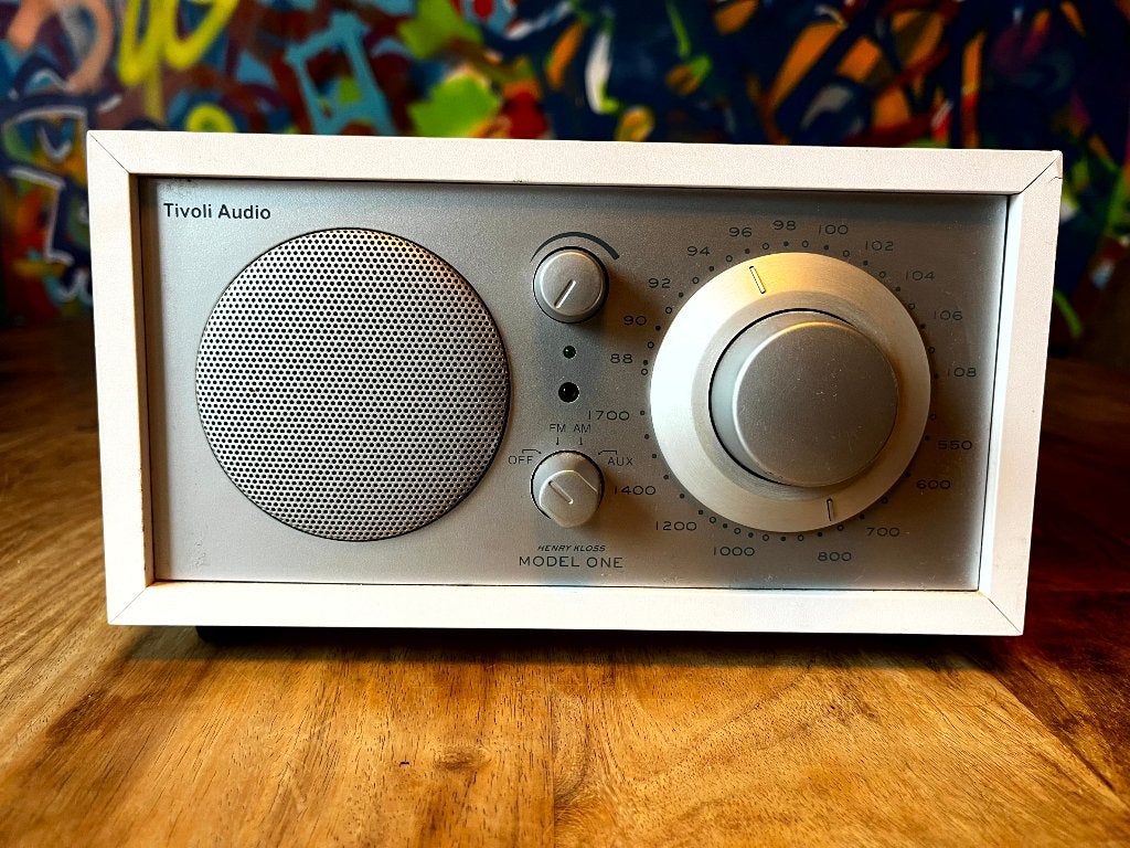 Radio Tivoli Audio Henry Kloss Model One, Ophalen of Verzenden, Gebruikt, Radio