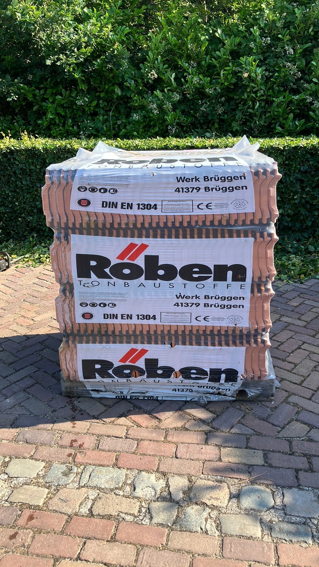 Dakpannen roben bari basalt, Ophalen, Zo goed als nieuw, Hout, Tuinhek