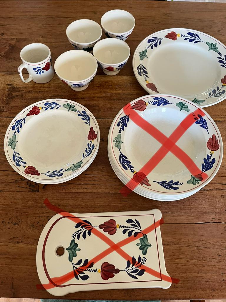 Diverse onderdelen van een Boerenbont servies van Boch., Ophalen of Verzenden