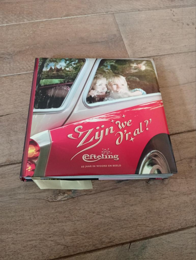 Efteling boek Zijn we d'r al? compleet en in goede staat, Ophalen of Verzenden