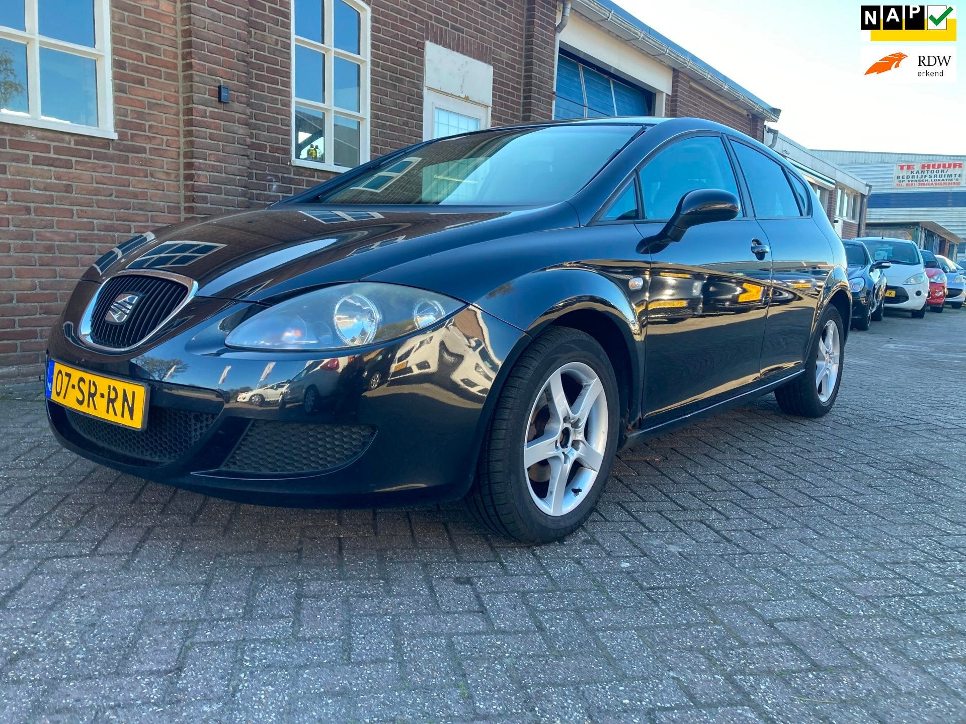 Seat Leon 1.6 Reference Bj 2006 inruil is mogelijk, Auto's, Gebruikt, 4 cilinders, Leon, Zwart