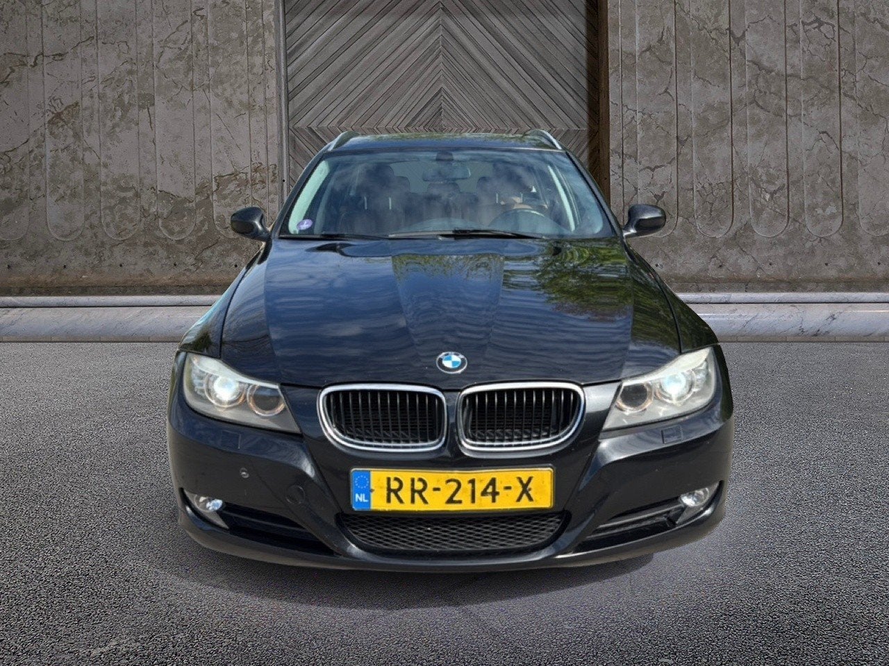 BMW 3 Serie Touring 318i Corporate Lease Luxury Line, Parkeersensor, Euro 5, Huisgarantie, 4 cilinders