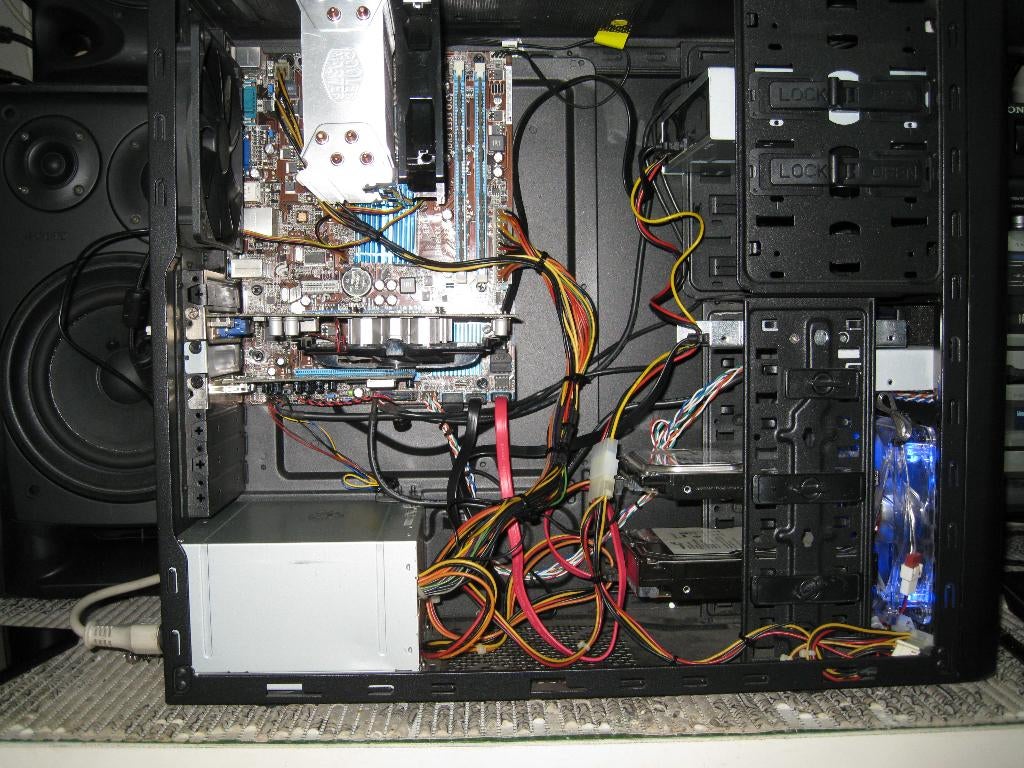 Intel Core2 Quad Cpu 2.4Ghz, Ophalen, HDD, 2 tot 3 Ghz, 8 GB