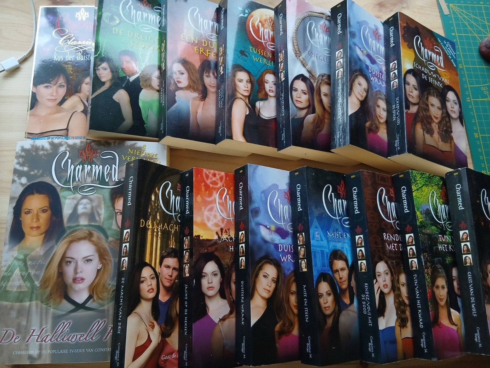 Charmed Boekjes - mooie Collectie (15 stuks), Ophalen of Verzenden, Gelezen