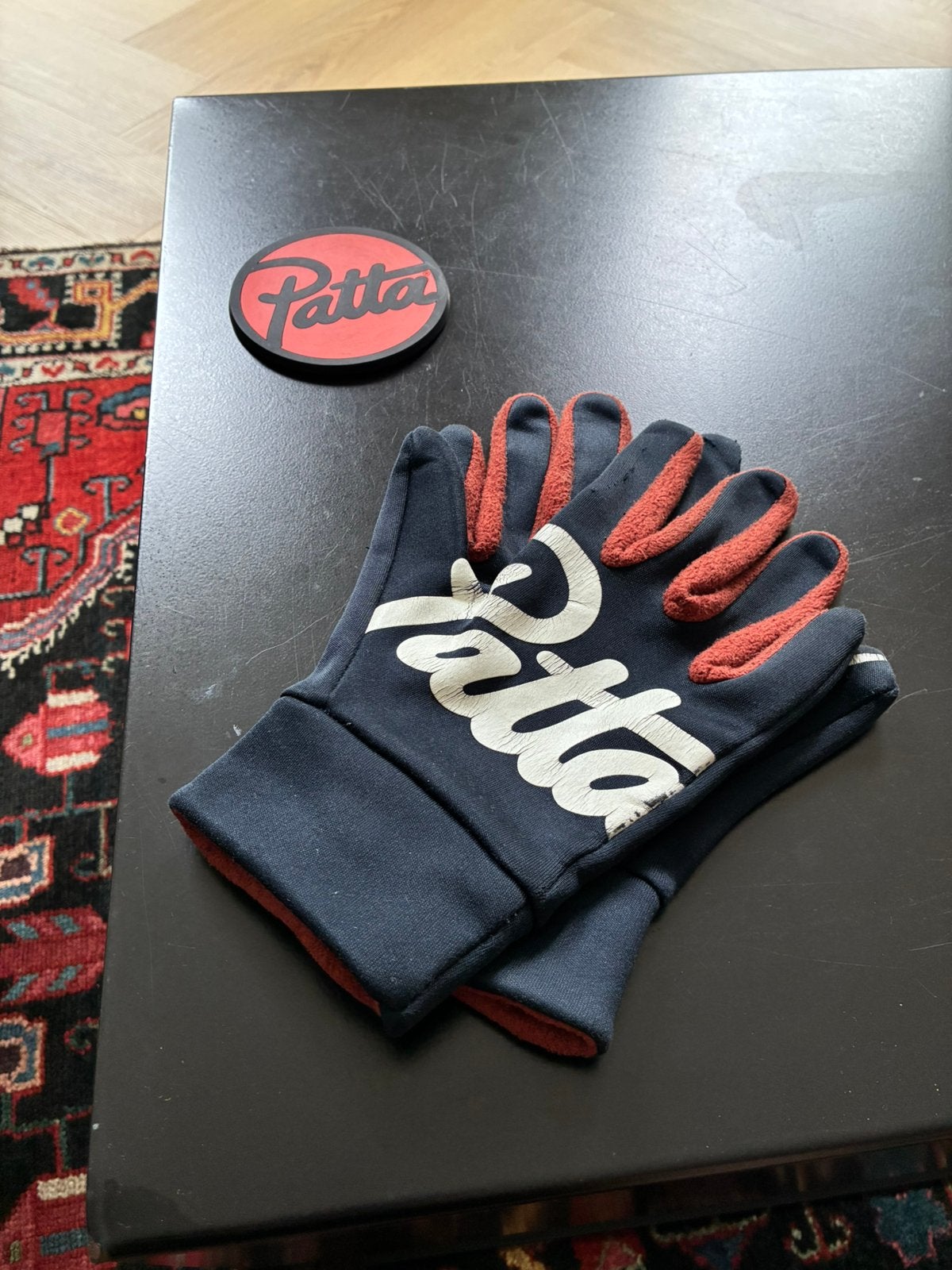 Patta x nike handschoenen medium, Ophalen of Verzenden, Gedragen, Maat 48/50 (M), Handschoenen