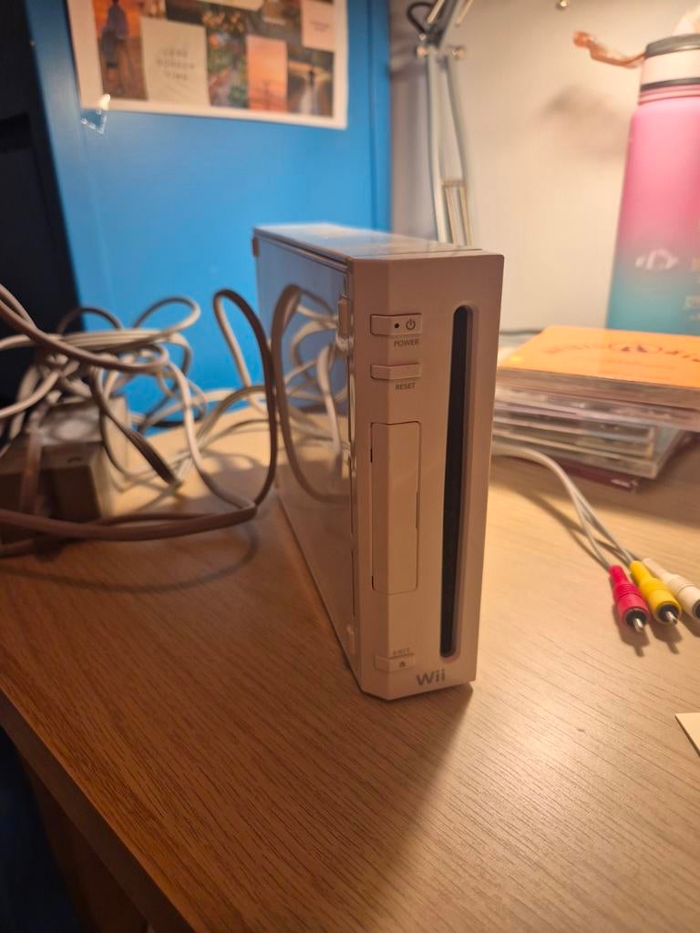 Nintendo Wii Console - Wit (Zonder controllers), Spelcomputers en Games, Ophalen of Verzenden, Gebruikt, Zonder controller