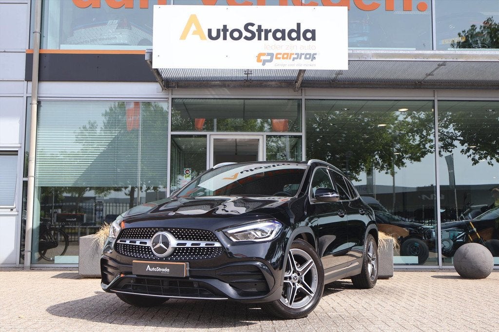 Mercedes GLA 250 AMG-LINE 224pk 8G-DCT I Navi I Camera I Sfe, Auto's, Mercedes-Benz, 4 cilinders, Origineel Nederlands, Bedrijf
