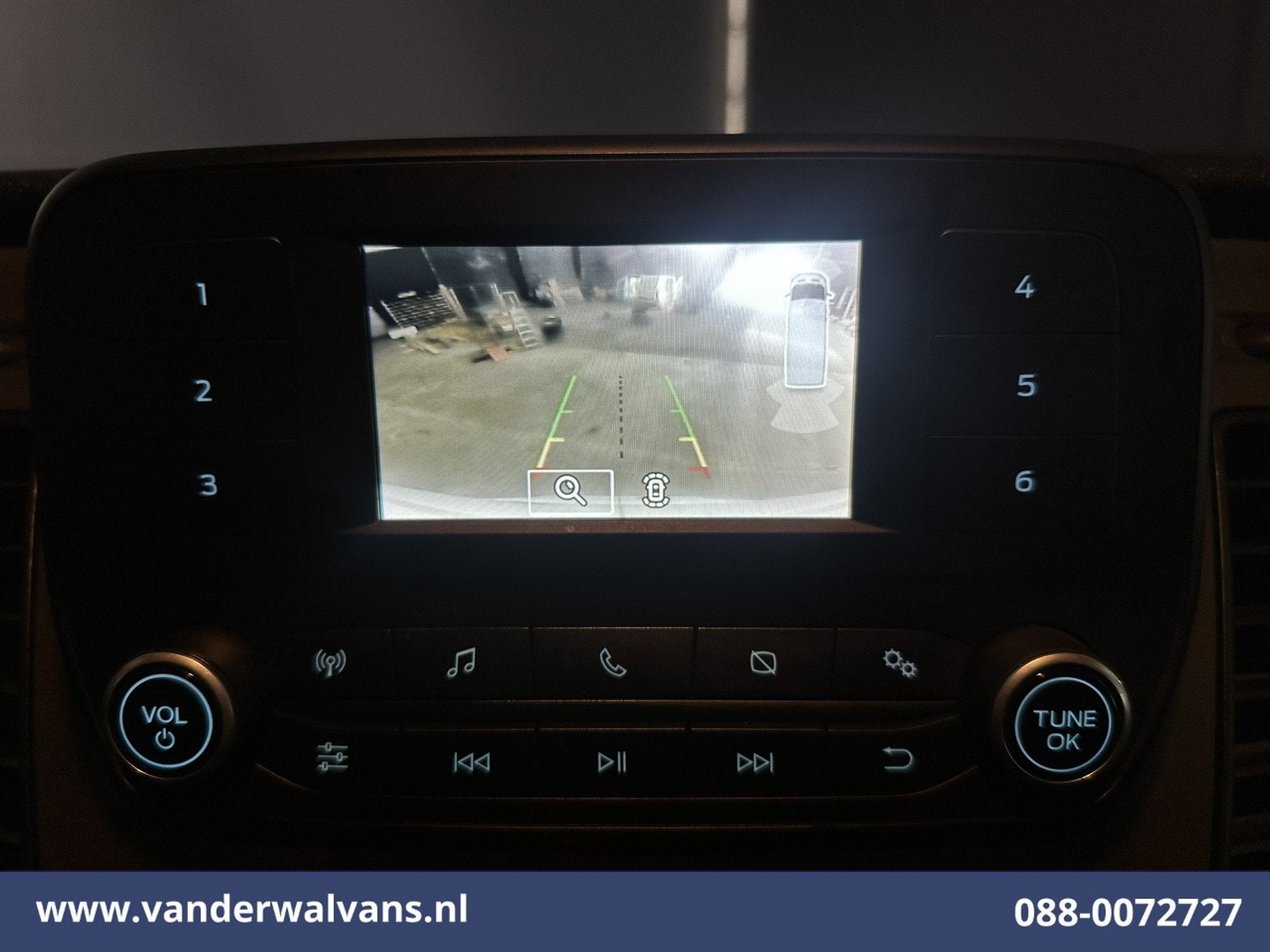 Ford Transit 2.0 TDCI 185pk L4H3 Jumbo Euro6 Airco | Camera, Auto's, Bestelauto's, Voorwielaandrijving, Dealer onderhouden, Stof