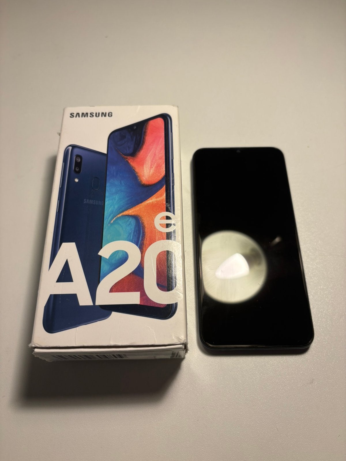 Samsung A20e, Verzenden, Zo goed als nieuw, Overige typen, Samsung