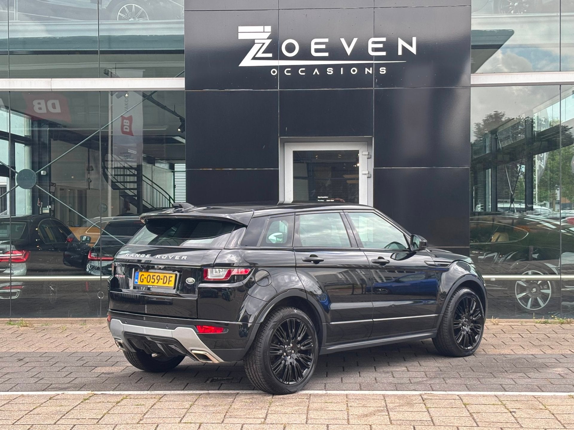 Land Rover Range Rover Evoque 2.0 TD4 HSE, Gebruikt, Euro 6, Zwart, Bedrijf