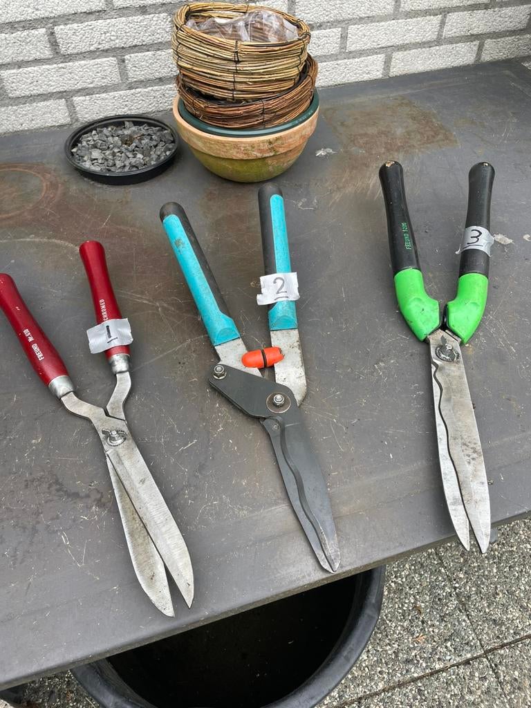 Heggenschaar 3 stuks prijs van af €15,00, Ophalen of Verzenden, Zo goed als nieuw, Elektrisch