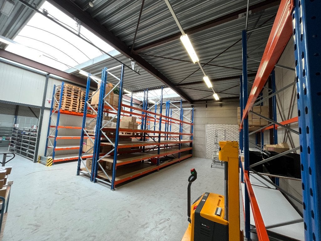 Magazijn stellingen, Ophalen