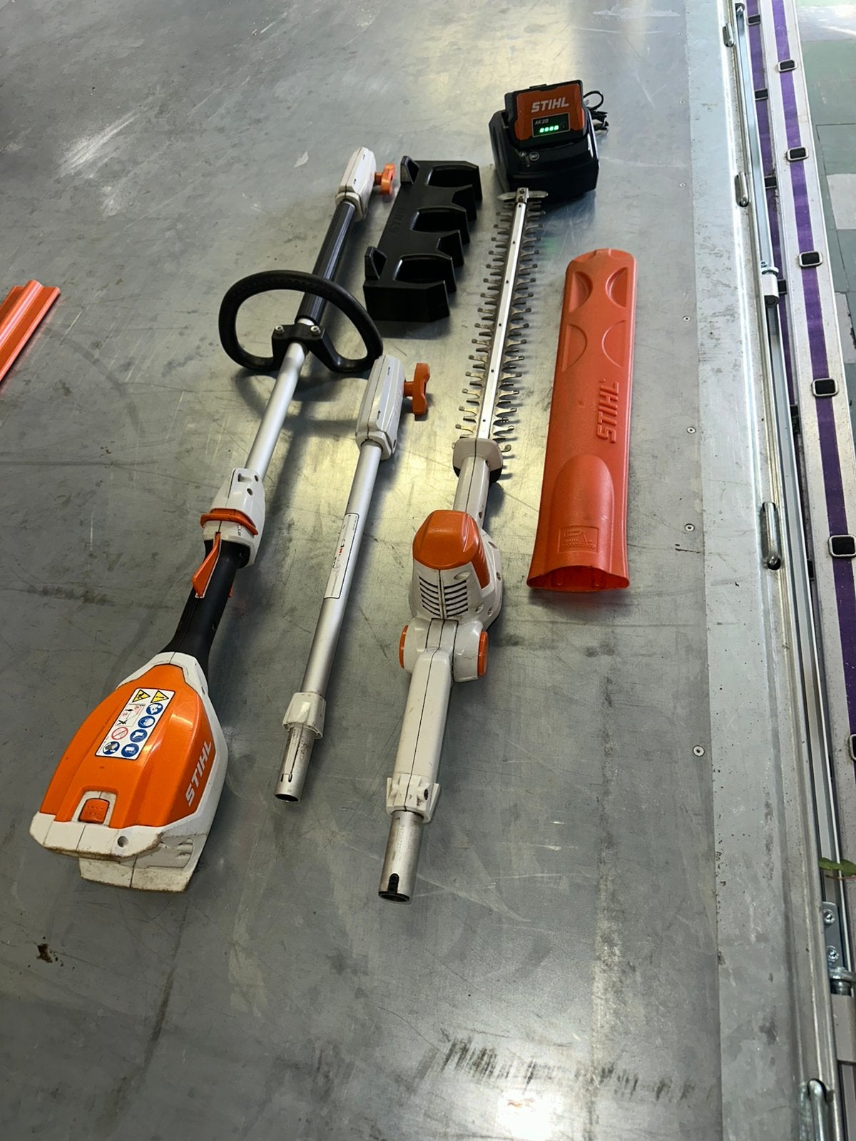 Stihl HLA 56 2025! AK20 Accu Lader Verlengstok, Ophalen, Zo goed als nieuw, Accu