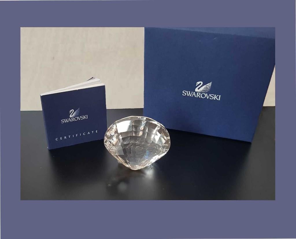 Swarovski SCS Sint Jacobsschelp 2006, met doos & certificaat, Ophalen of Verzenden, Zo goed als nieuw, Figuurtje
