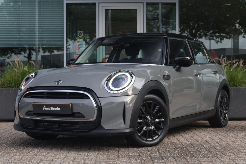 MINI Mini 5-Deurs (f55) 1.5 Cooper Business Edition 136pk |, 136 pk, Gebruikt, Euro 6, Leder en Stof