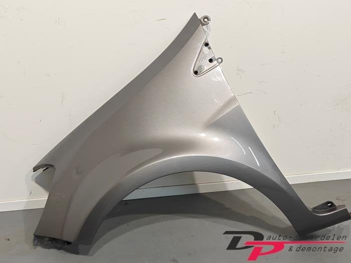 Scherm links-voor van een Renault Clio (TEKNG), Gebruikt, -, Renault, -