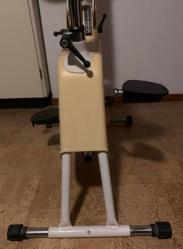 Kettler Golf Hometrainer - Vintage en Functioneel, Sport en Fitness, Fitnessapparatuur, Ophalen, Gebruikt, Metaal, Benen