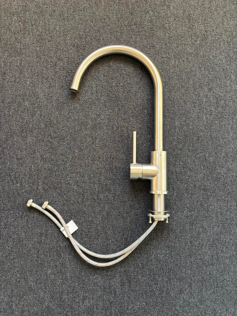 Keukenkraan  geborsteld rvs ( 1 wk oud ), Minder dan 50 cm, Ophalen of Verzenden, Zo goed als nieuw, Minder dan 100 cm