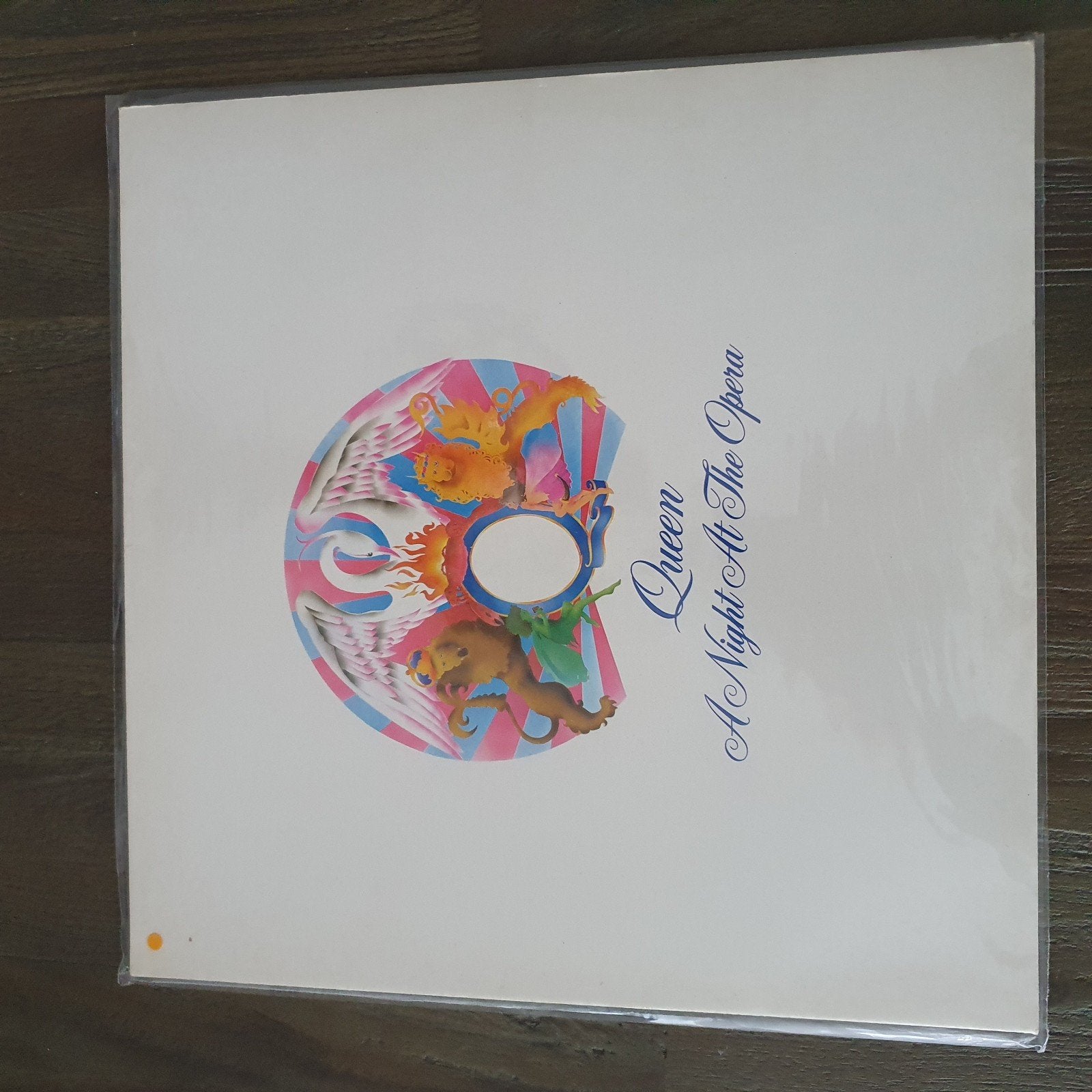 Queen - A Night At The Opera LP (met krasjes), Ophalen, LP, Rock, Gebruikt
