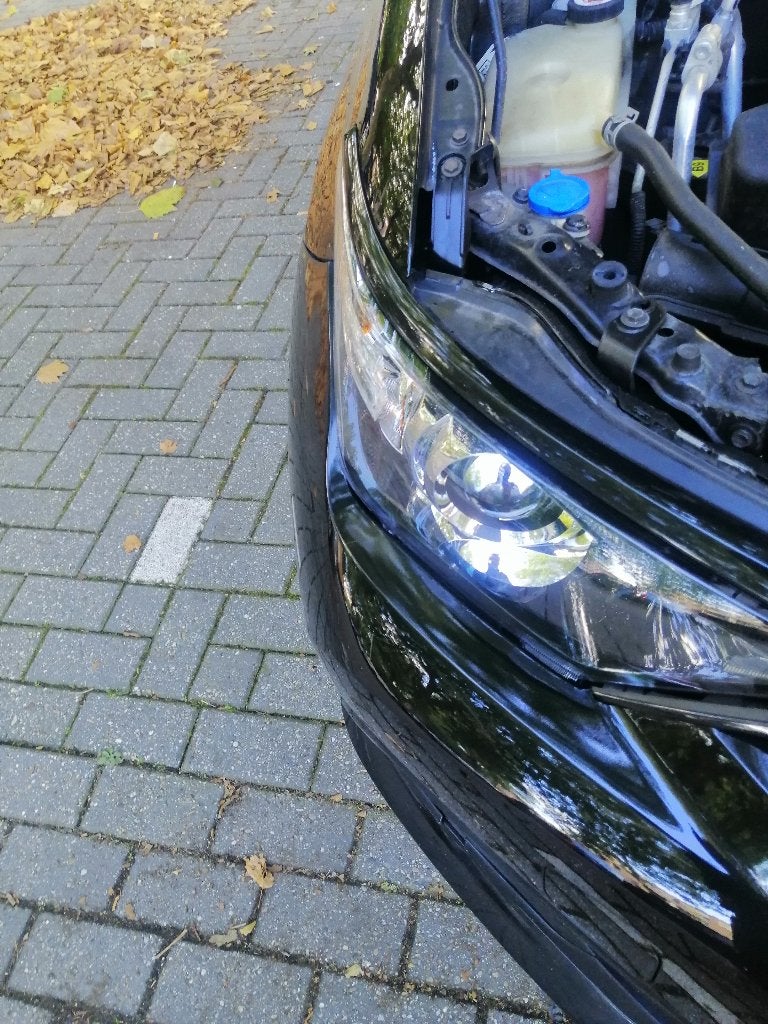 Toyota Auris 1.8 Hybrid 136pk CVT 2018 Zwart, Auto's, Zwart, Zwart, Origineel Nederlands, Dealer onderhouden