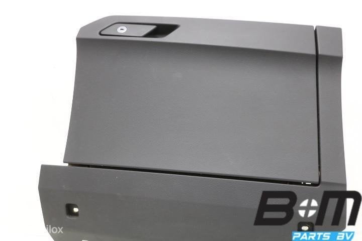 Dashboardkastje Audi RSQ3 F3 83B857035, Gebruikt