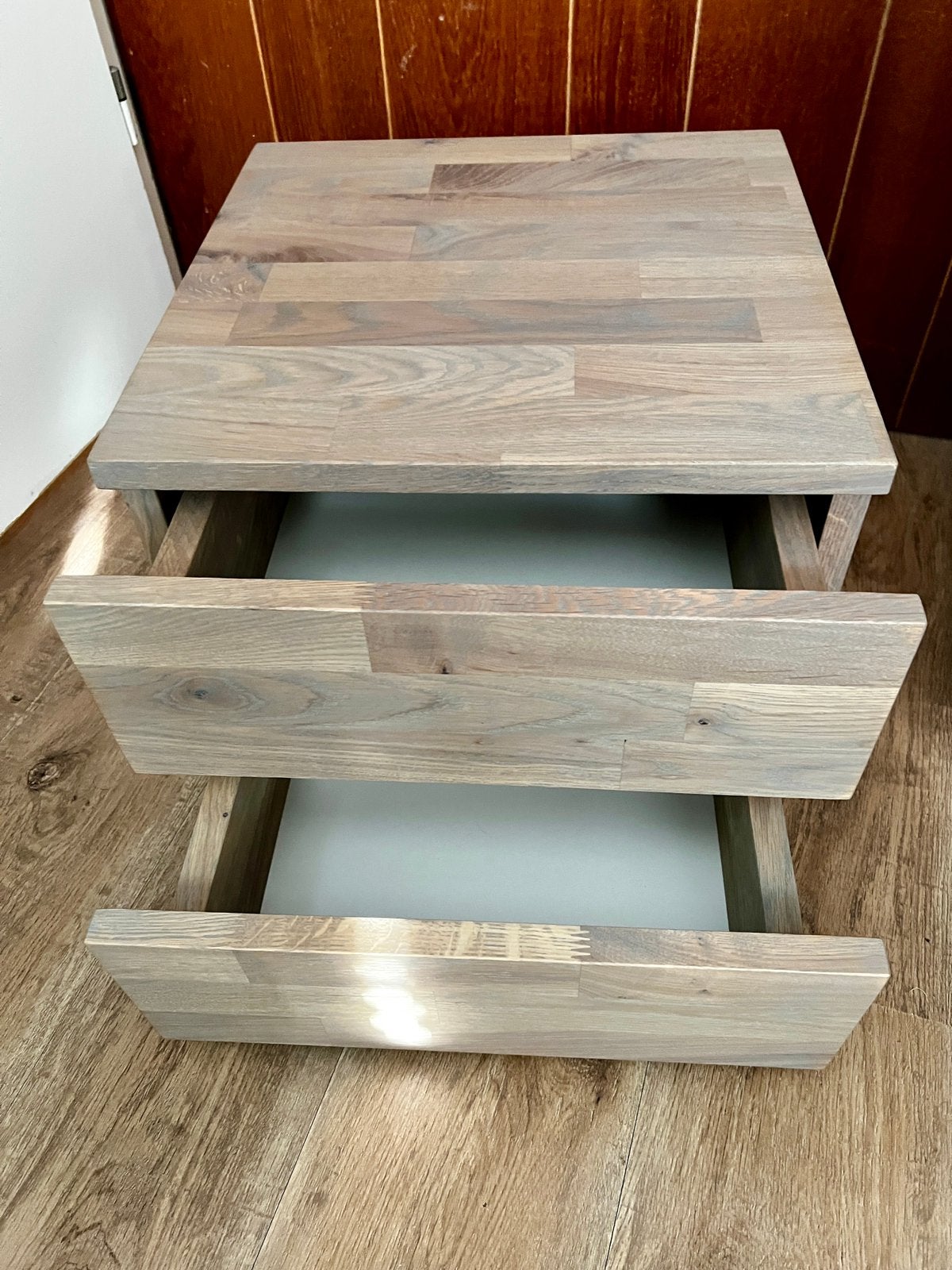 1X Nachtkastje B 41cm L: 34 & D: 41cm Met twee lades, Huis en Inrichting, Ophalen, Zo goed als nieuw