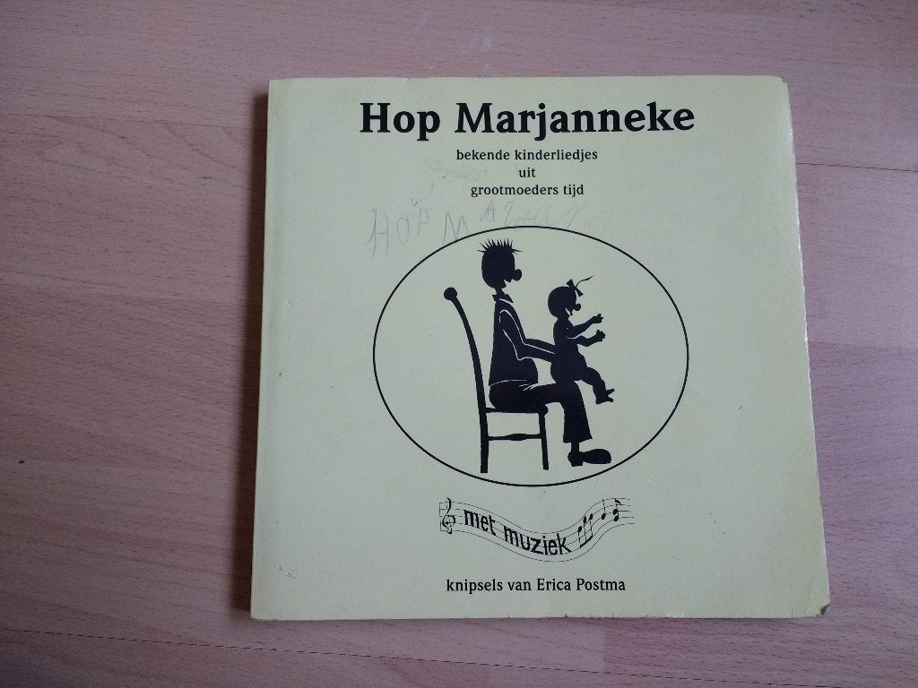 Boek Hop Marjanneke bekende kinderliedjes, Ophalen of Verzenden, Gelezen, Fictie algemeen