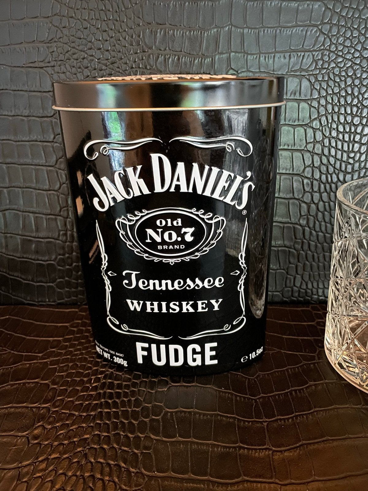 Jack Daniel's Zwart Blik 17 cm - Fudge Whiskey, Verzamelen, Ophalen of Verzenden, Zo goed als nieuw, Overige, Overige merken