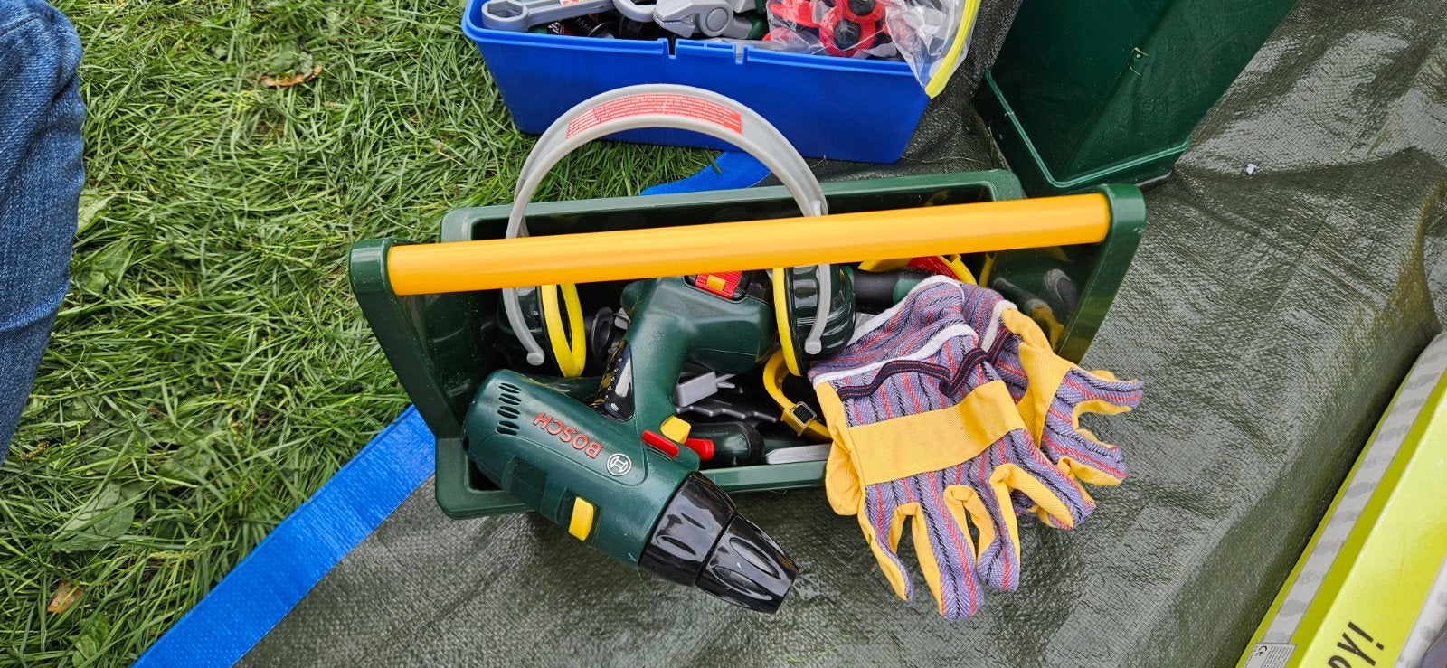 Bosch Werkbank met gereedschap en accessoires, Kinderen en Baby's, Ophalen of Verzenden, Zo goed als nieuw, Bouwen