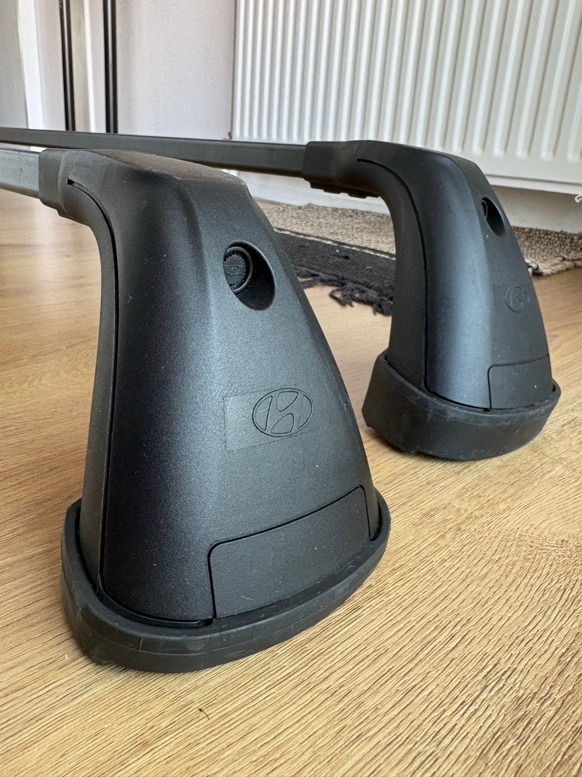 Originele Hyundai dakdragers met sleutel en moeren, Auto diversen, Dakdragers, Ophalen, Gebruikt