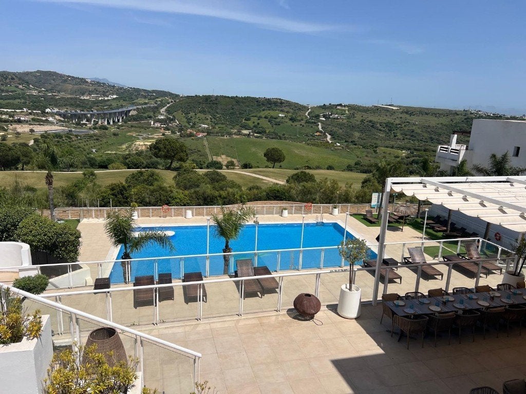 NOW or NEVER !! Weekend Koopje !! Penthouse in Estepona., Huizen en Kamers, Spanje, 3 kamers, 86 m², ESTEPONA