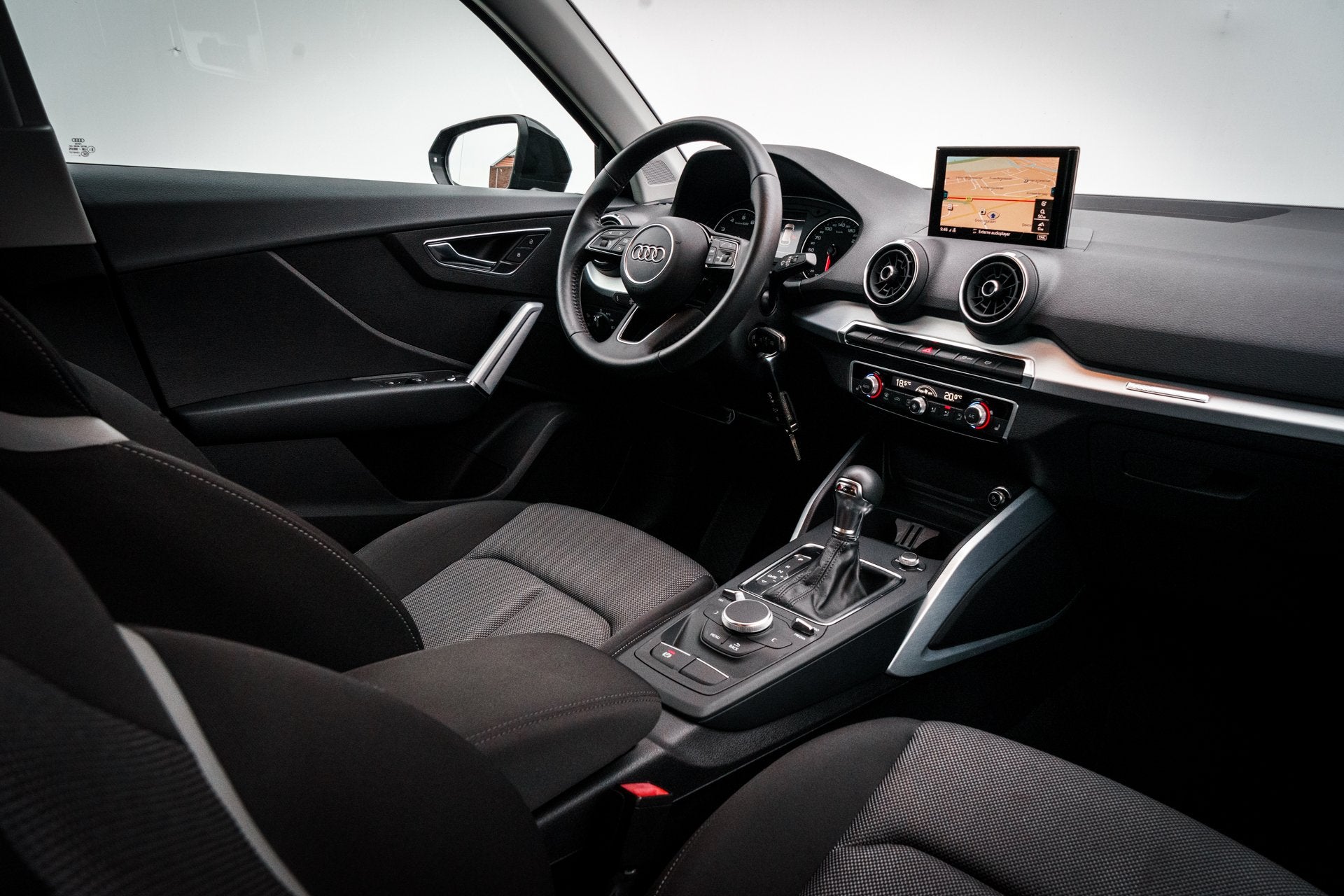 Audi Q2 30 TFSI 116 Design Pro Line Plus | Automaat | Hoge i, Dealer onderhouden, Stof, Gebruikt, Met garantie (alle)