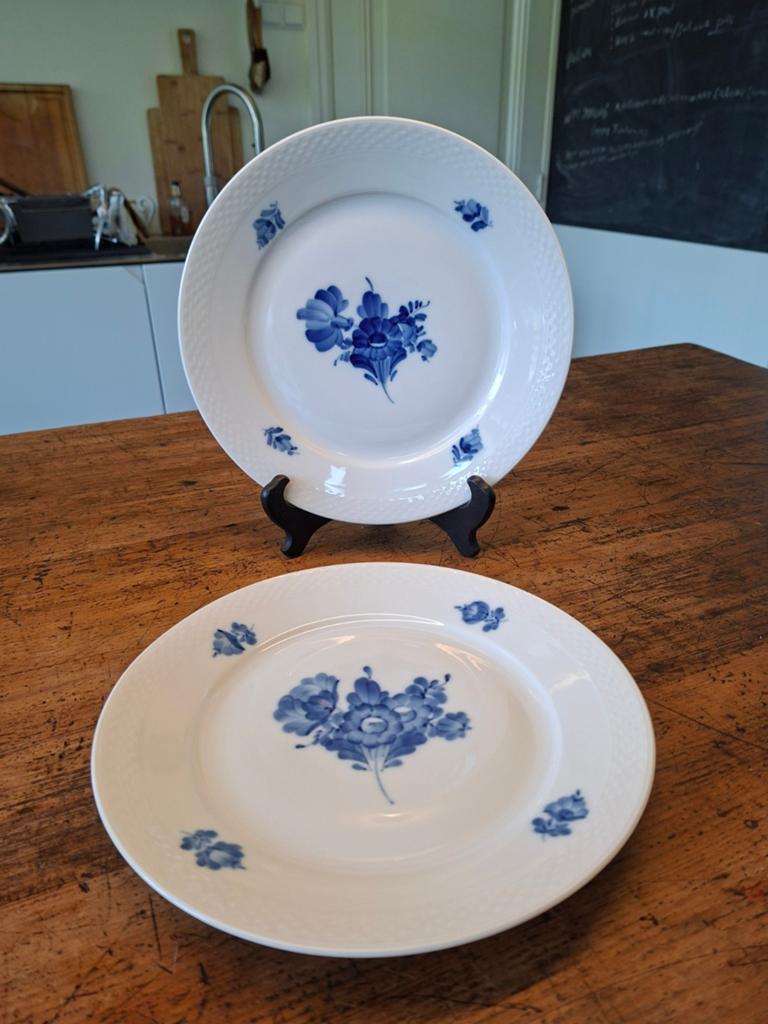 2 Royal Copenhagen Blue Flower Braided Borden - Puntgaaf, Antiek en Kunst, Ophalen of Verzenden