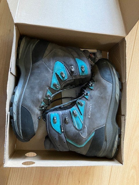 Bergschoenen/Wandelschoenen, Ophalen, Zo goed als nieuw, Schoenen