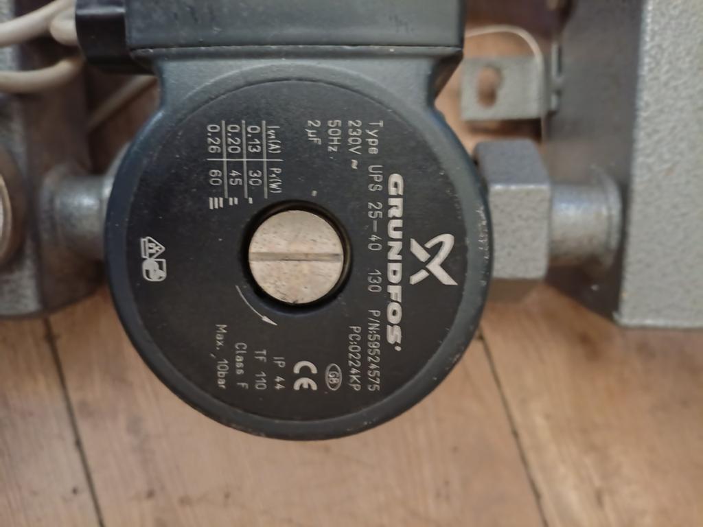 Therminon vloerverwarmingsverdeler met Grundfos pomp, Gebruikt, Minder dan 30 cm, Overige typen, Minder dan 60 cm