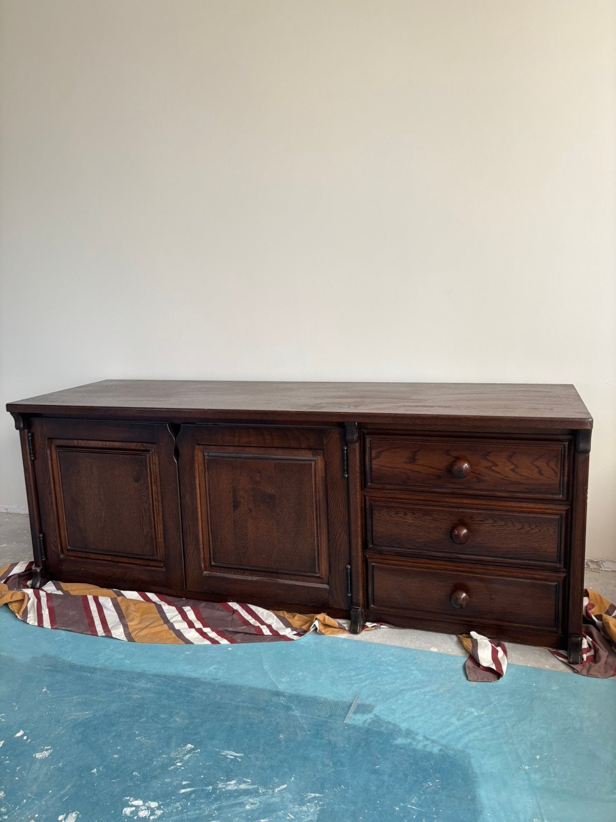 Massief houten dressoir - gratis ophaleb