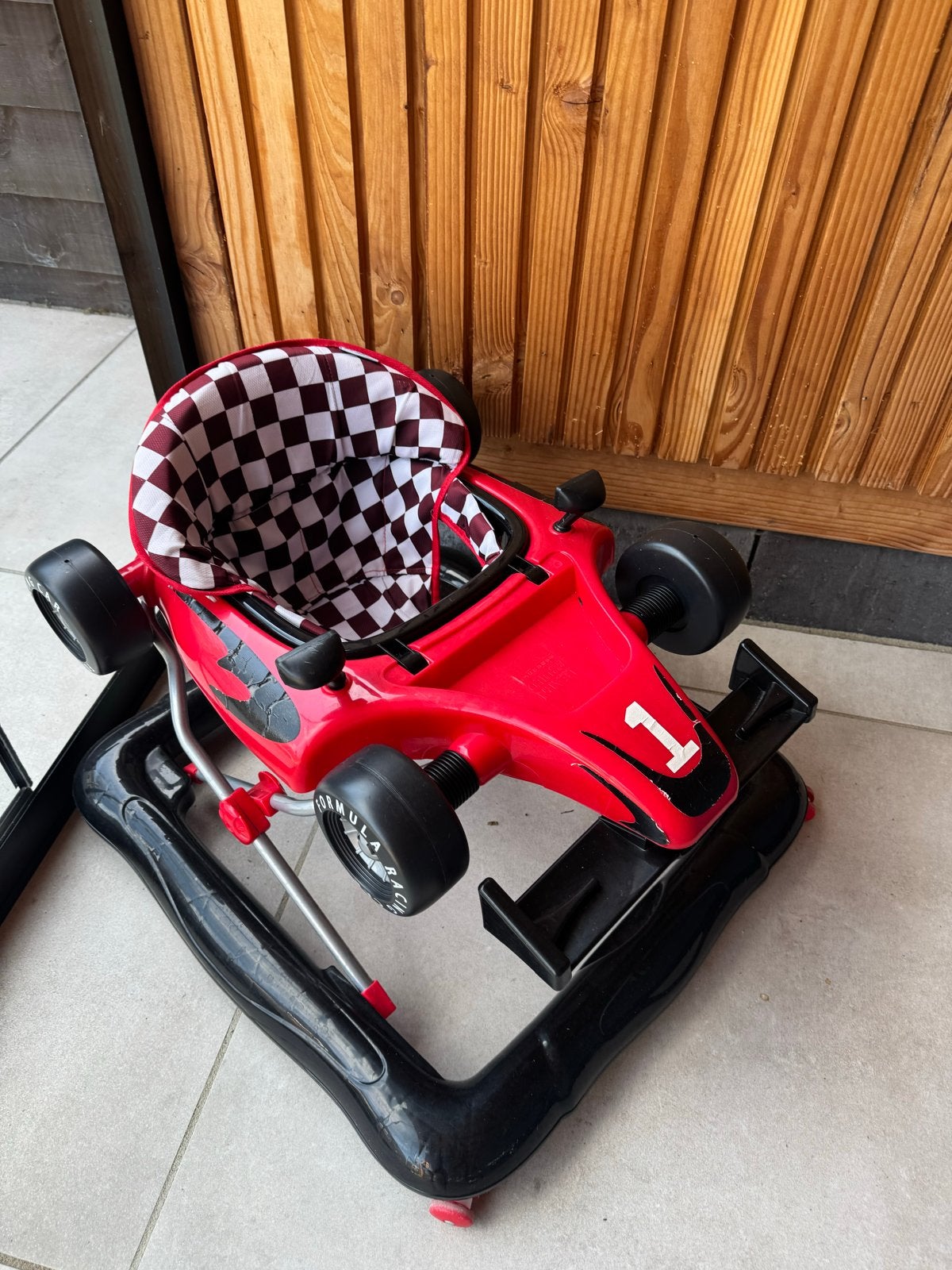 Loopwagen in raceauto-stijl - Nog in goede staat, Ophalen of Verzenden, Gebruikt, Overige typen, Met wieltjes