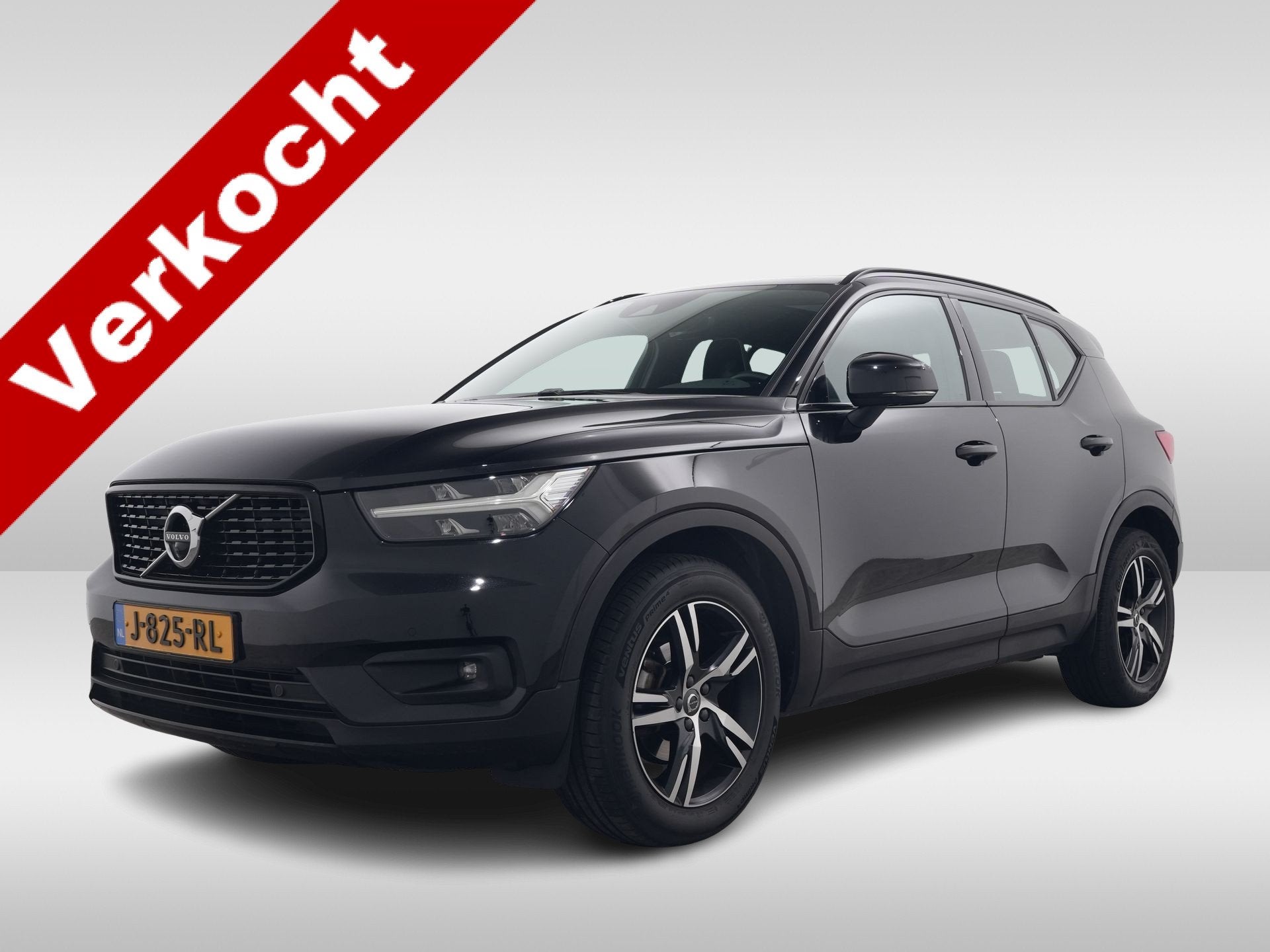 Volvo XC40 1.5 T2 R-DESIGN AUT8 | Panoramadak | 360 camera |, Auto's, Gebruikt, Leder en Stof, Origineel Nederlands, Bedrijf