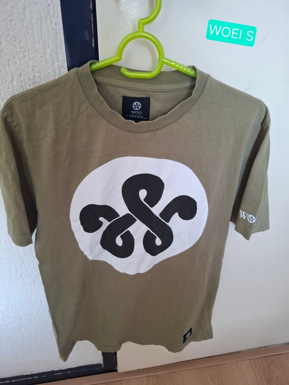 WOEI T-shirt - Maat S - Zo goed als nieuw, Ophalen of Verzenden, Zo goed als nieuw, WOEI, Groen