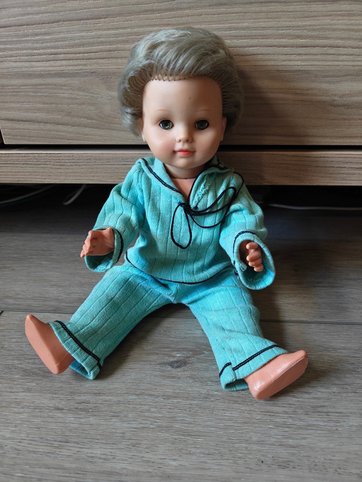 Vintage Babypop in blauw pakje, Ophalen of Verzenden, Gebruikt, Babypop