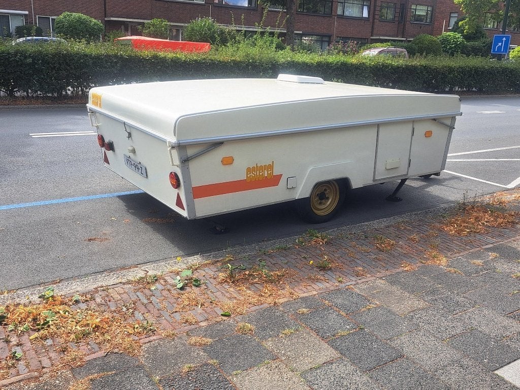 Esterel Klapcaravan voortent, luiffel, led, 2 p bed, zitje, Caravans en Kamperen, Caravans, Kleine zit, Particulier, Dethleffs